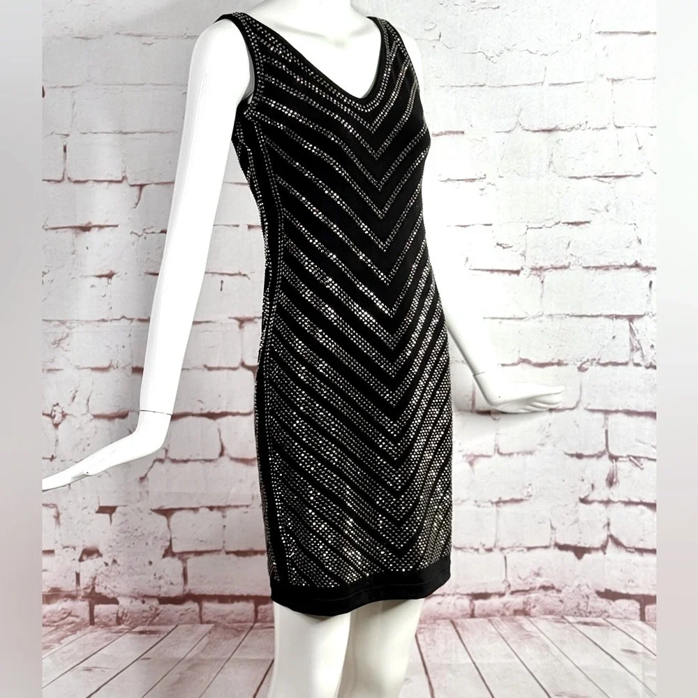 CACHE XS Silver Metallic Studs Embellished Black V-Neck Sleeveless Dress Size XS - Picture 15 of 15